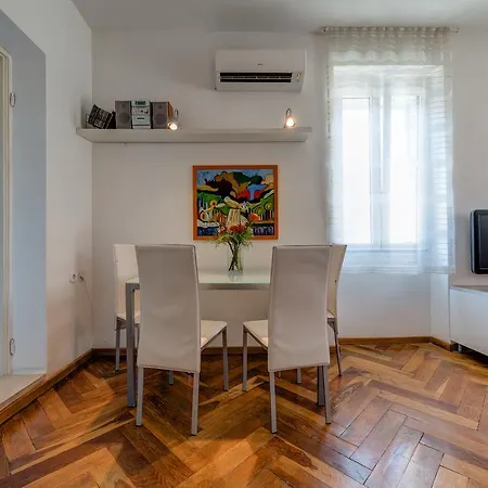 Apartment Lana